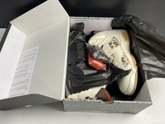 Rep TBkick (2020) Jordan Brown CZ4152-100 Sail 6 Quai54 Retro AIR 0728